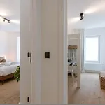 Casiola - Modern 3-bedroom With Family-friendly Touches Apartment