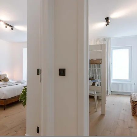 Casiola - Modern 3-bedroom With Family-friendly Touches Apartman