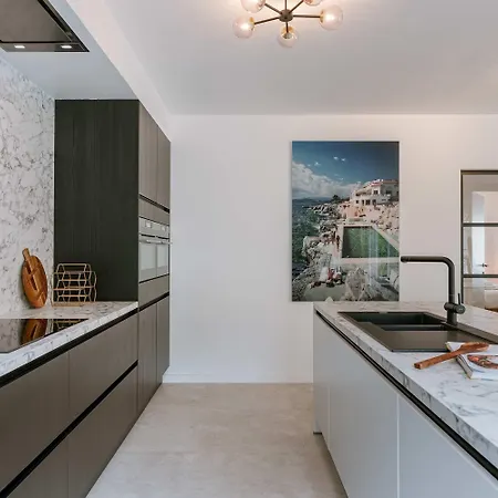 Apartamento Casiola - Modern 3-bedroom With Family-friendly Touches Ostend